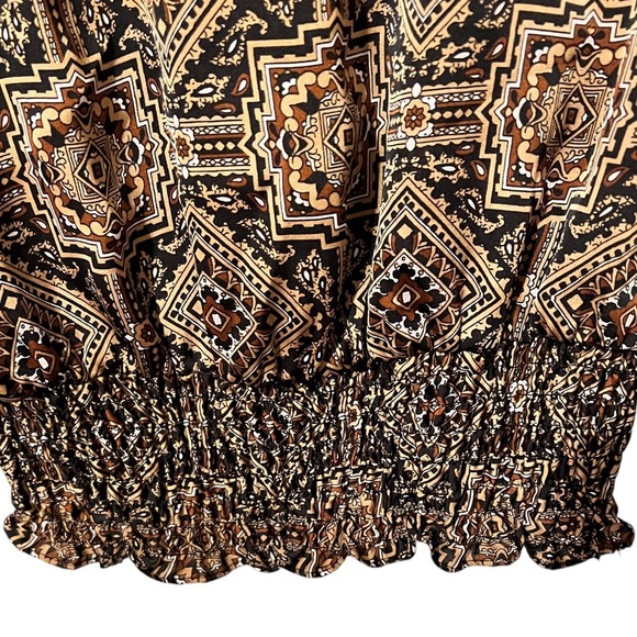 NWOT Michael Kors blouse with signature hardware - Picture 5 of 6